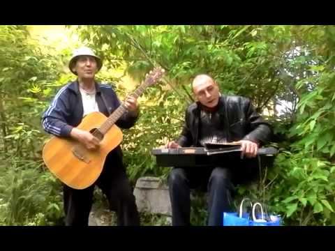 БУМАЖНЫЙ КОРАБЛИК. (авторская песня на гитаре) смотреть онлайн