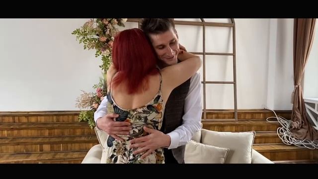 Возьми меня за руку.mp4 смотреть онлайн