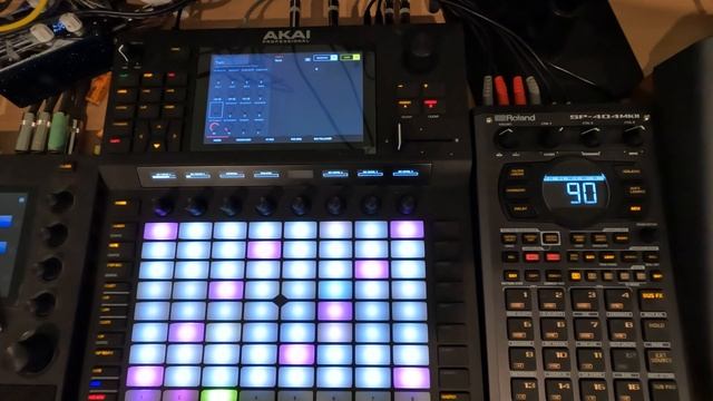 AKAI Pro Force & Roland SP-404 mk2: Tips on Control Knob Changes with External Midi CC смотреть онлайн