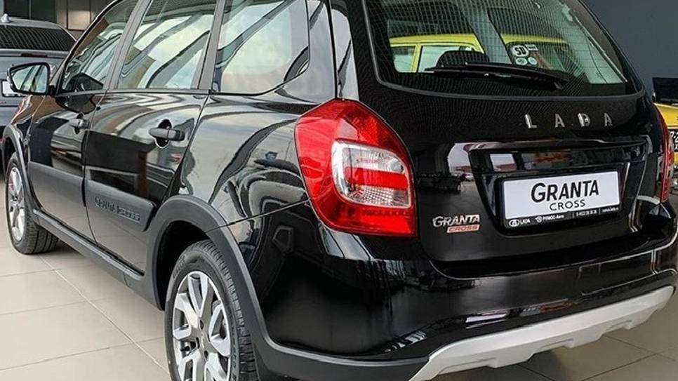 Лада Гранта Кросс Квест 2024 года выпуска. смотреть онлайн