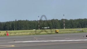 Видео с неудачной посадкой учебного самолета