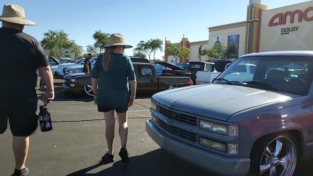 THE WORLD'S LARGEST CHEVY C10 EVENT!! DAY 2 DINO'S GIT DOWN GLENDALE ARIZONA PRESENTED BY LMC TRUCK смотреть онлайн