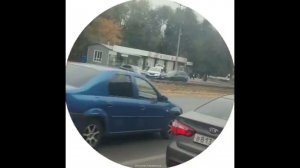 ❗️ Любовный треугольник на Октябрьской улицеТам столкнулись разу три легковушки.