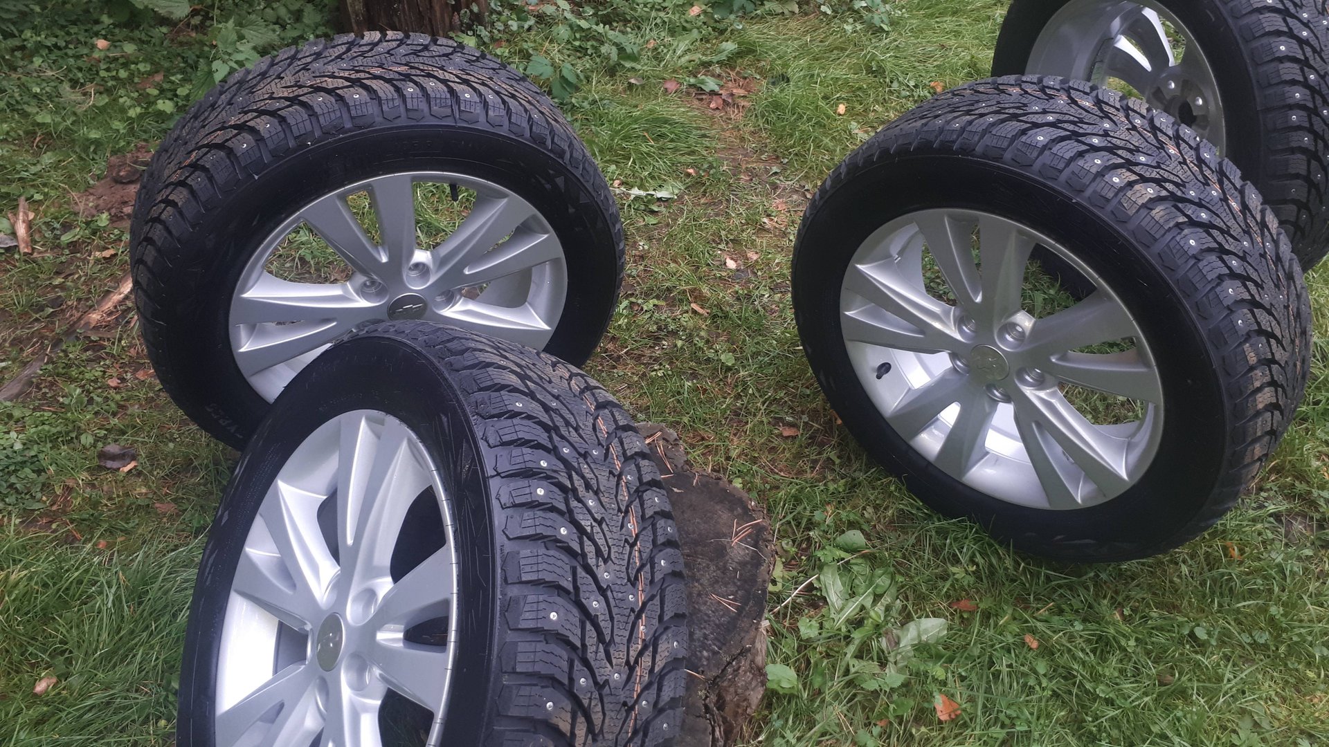 ikon tyre autograph ice 9 suv - как ведет себя в различных условиях. 235/55 r18 смотреть онлайн