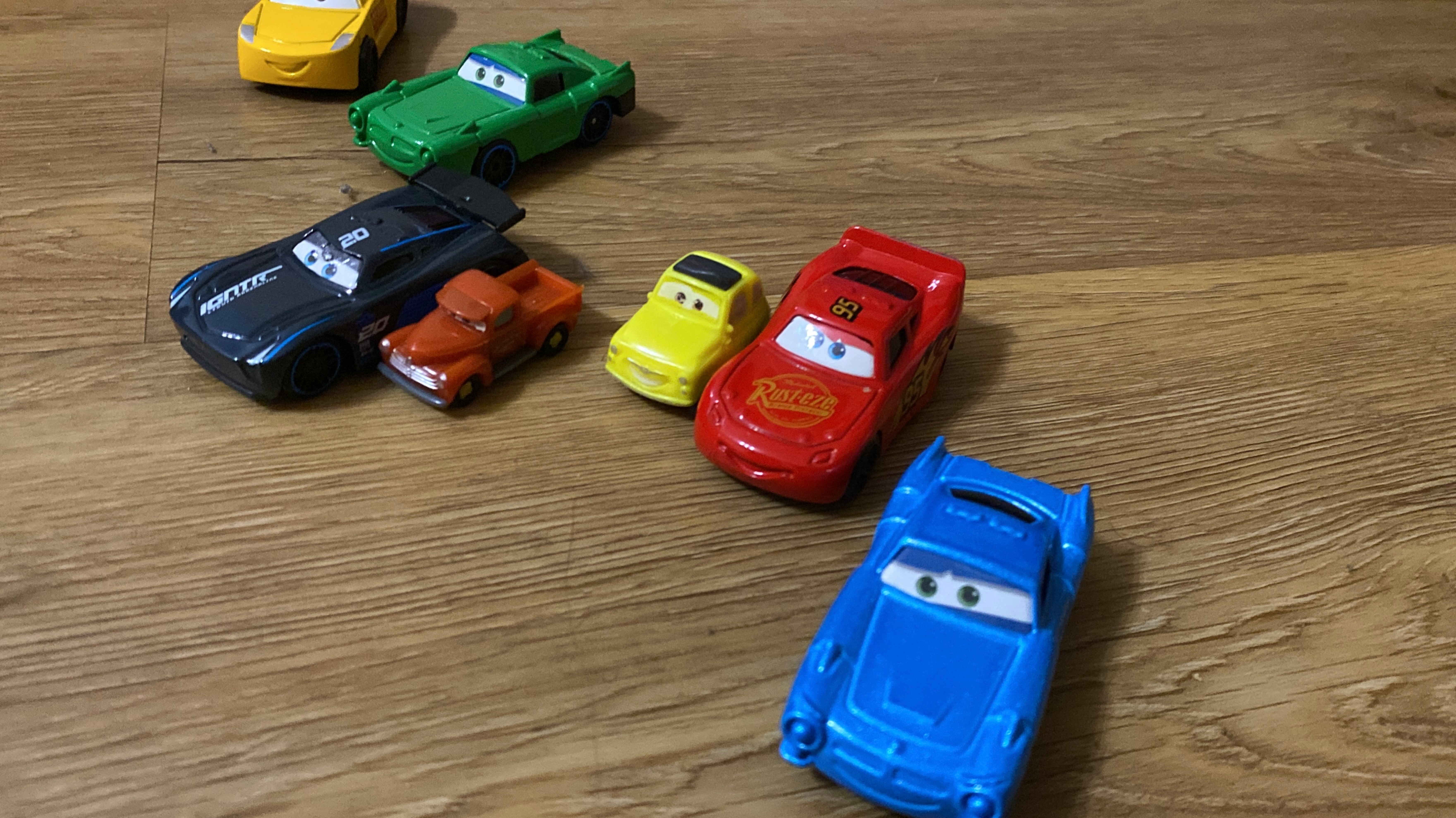 Молния Маквин и его дети смотреть онлайн