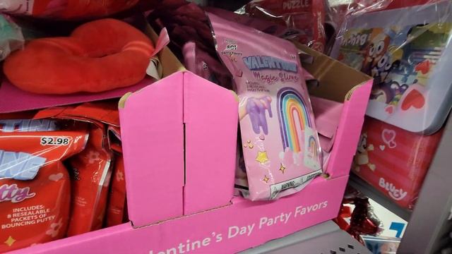 Valentine's Aisles Pt. 16 at Walmart - 2024 #valentines #aisles #part16 #walmart #2024 смотреть онлайн