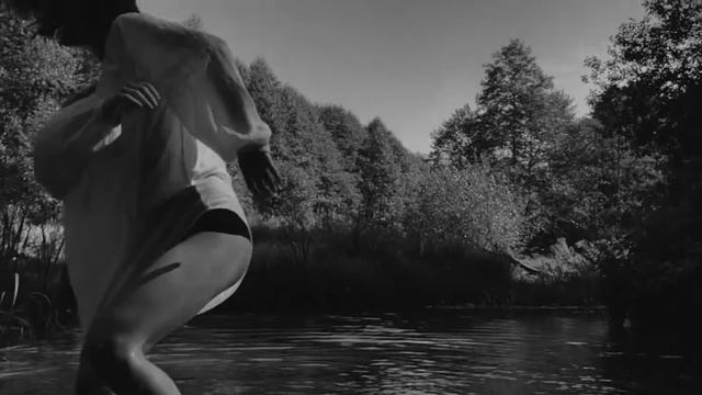 Domsun - Easy (official video) смотреть онлайн