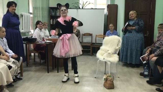 Моноспектакль «Две кошки» смотреть онлайн