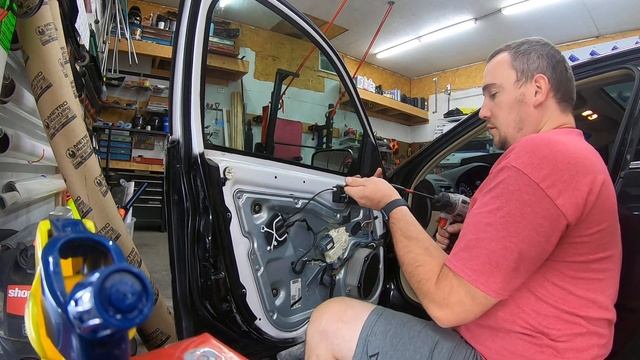 How To remove 2010 Mercury Milan front door panel смотреть онлайн