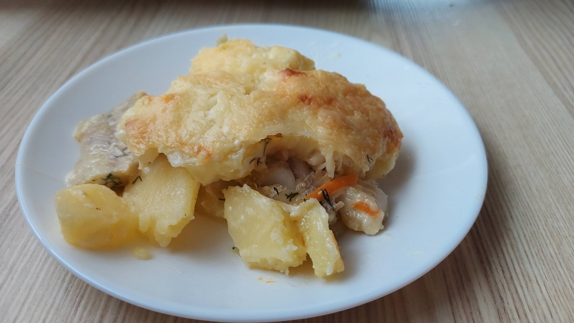 Запеканка из минтая и картофеля-невероятная вкуснота! Рыба с картошкой в духовке! смотреть онлайн