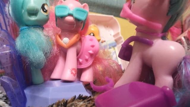 млп фильм семейка скамейка