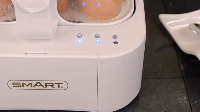SMART Voice Egg Steamer that alerts you when you eggs are soft, medium and hard boiled. смотреть онлайн