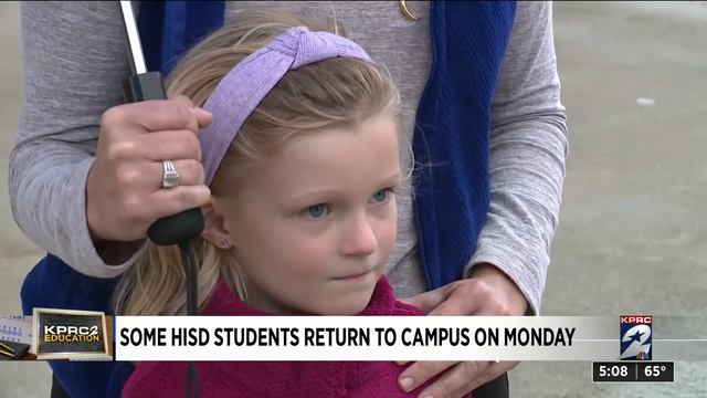 Some HISD students return to campus on Monday смотреть онлайн