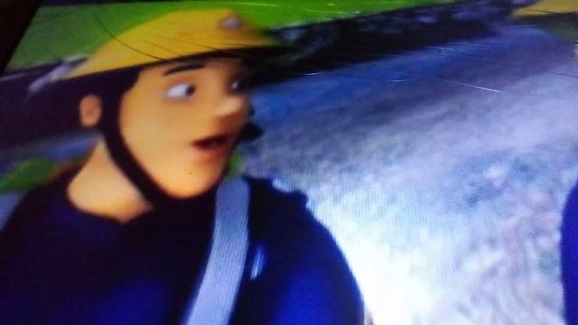 Пожарный Сэм. Тушим городской пассажирский автобус.