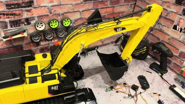 Первые тесты печатного экскаватора cat349