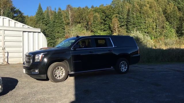 Driving GMC at Canada смотреть онлайн