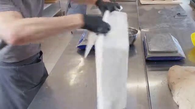 Крафтовый хлеб | Как это устроено? смотреть онлайн