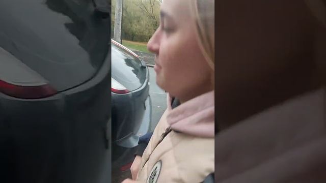 Лилиана угрожает мне 13 минут и 9 секунд смотреть онлайн