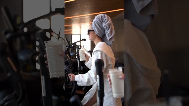 Тренировки в Riviera Wellness - лучший способ поднять настроение смотреть онлайн