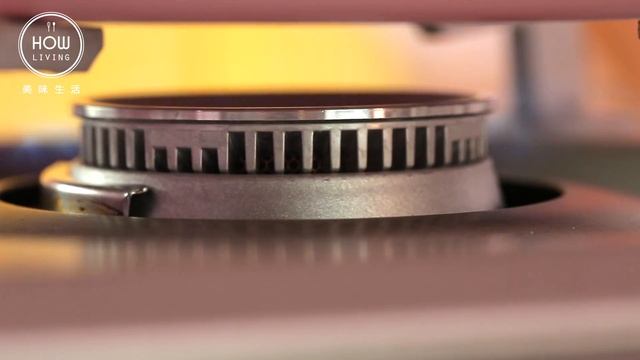 【快速料理】15分鐘義大利麵上桌 味噌蝴蝶麵 Miso Farfalle│HowLiving美味生活 смотреть онлайн