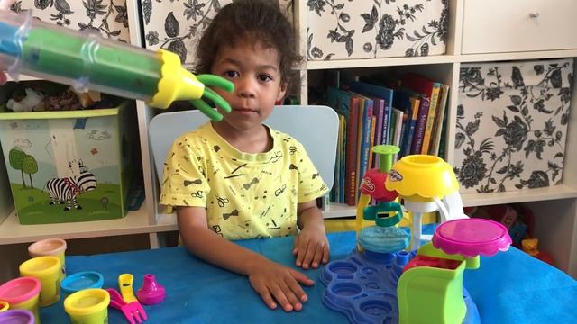 ФАБРИКА ПИРОЖНЫХ от PLAY DO ПЛЕЙ ДО Делаем пирожные с Good Boy Mark смотреть онлайн