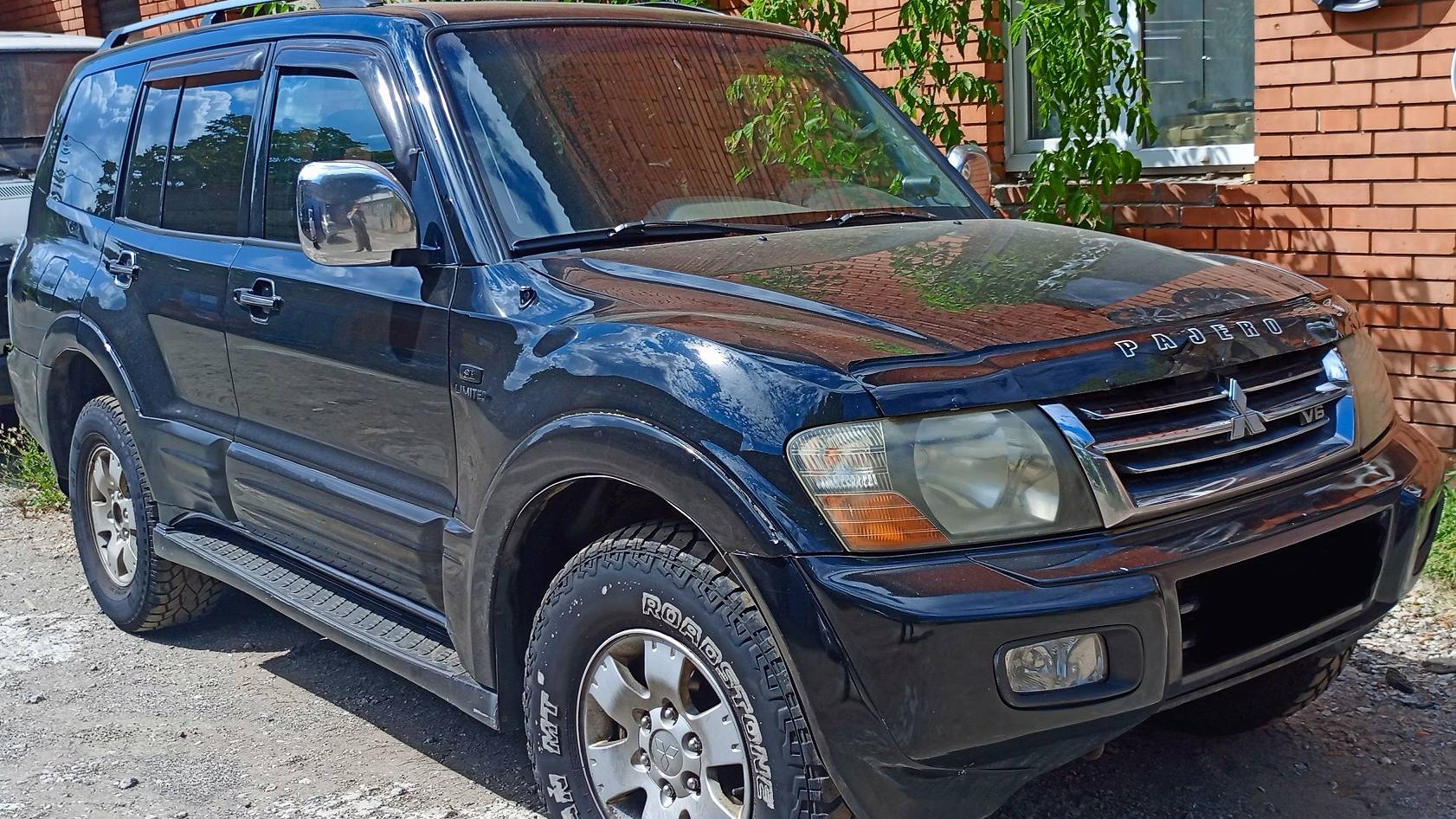 Митсубиси Паджеро - Mitsubishi Pajero