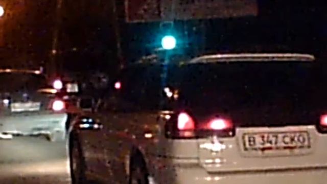 16.03.13 повернул со второй полосы налево, с Толеби на Яссауи, в южном направлении1 смотреть онлайн