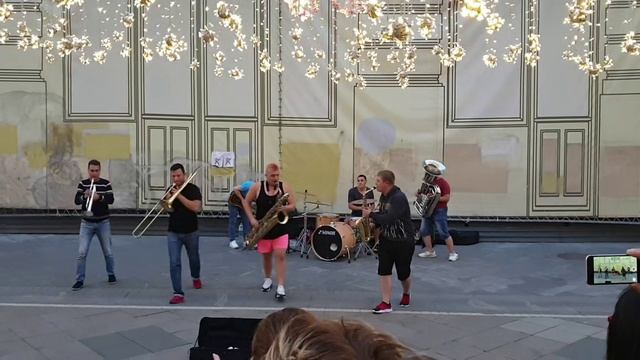 Трубачи на Никольской смотреть онлайн