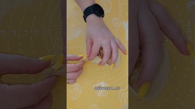Пирожки с фаршем #еда #простойрецепт #быстроивкусно #ужин #завтрак #вкусноетесто #простаяеда #обед смотреть онлайн