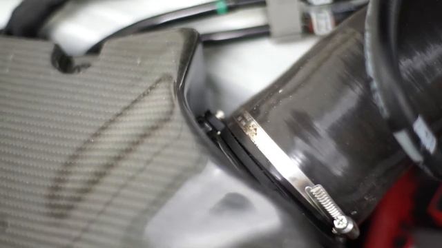 UroTuning B8.5 Audi S4 featuring AWE Tuning Touring Exhaust and more! смотреть онлайн