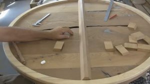 Как правильно изготовить круглый стол из дерева. How to make a round dining table.