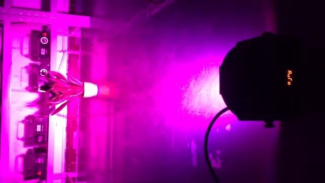 LPR1274 no Fog 7*10W RGBW 4-IN-1 SUPER BRIGHT LED PAR LIGHT смотреть онлайн