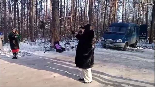 Открытие благоустроенного родника "Серенький" в посёлке Октябрьском смотреть онлайн