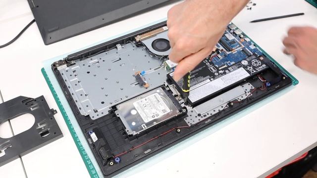 Lenovo ideaPad L340-17IWL SSD, HDD, RAM and Battery Upgrade/Replacement Guide смотреть онлайн