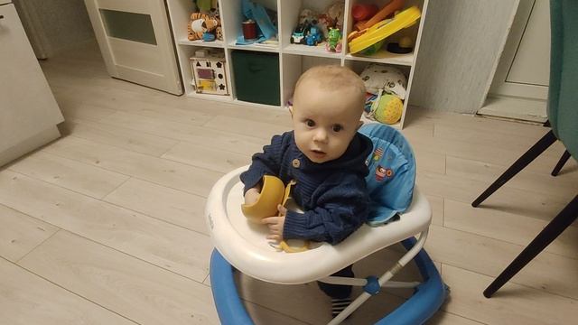 освоил ходунки.mp4