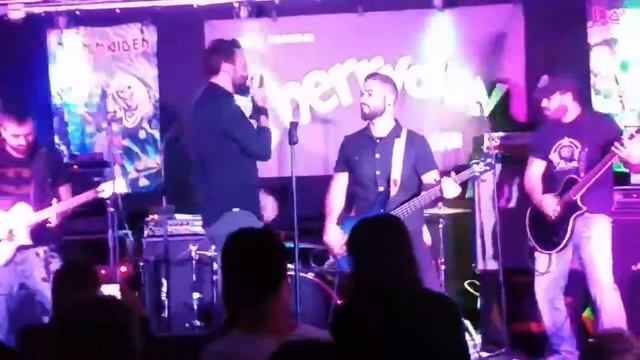 Z Family - Live & Loud... смотреть онлайн