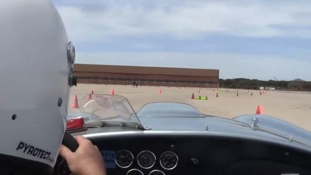 Cobra at Marina смотреть онлайн