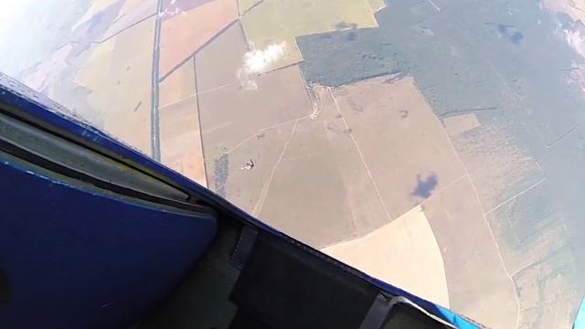 Первый прыжок с парашютом тандем Киев Чернигов смотреть онлайн