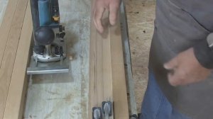 Как укрепить столешницу на каркасе стола. Fixing the table top on the frame.