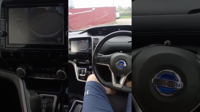 Nissan Serena 2018год гибрид