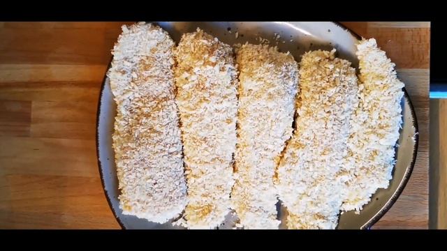 KATSU-Kuřecí prsa v Panko strouhance, s Teriyaki omáčkou, rýží s mrkví a okurkovým salátem. NO MILK смотреть онлайн