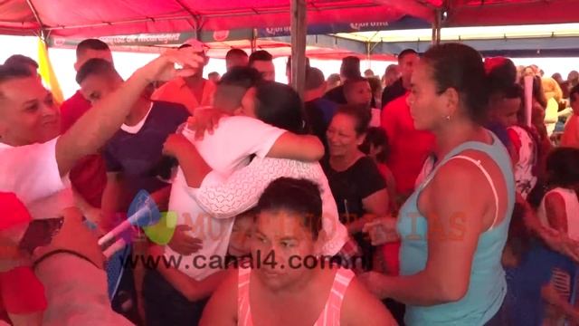 128 reos del Sistema Penitenciario reciben Indulto Presidencial en ocasión del Día del Padre MP4 LO смотреть онлайн
