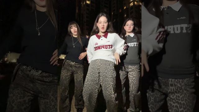 третий лишний ? смотреть онлайн