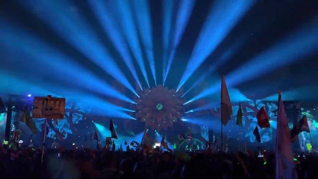 Zedd Live @ EDC Las Vegas 2022 - Die for You (ft. Grabbitz) (Valorant VCT 2021 Theme) смотреть онлайн