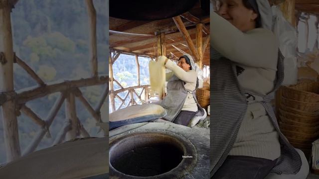 The art of baking Armenian Lavash bread #lyoka смотреть онлайн