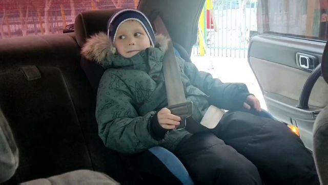 Видеоролик семьи Фоминых «Моя семья и ПДД» смотреть онлайн