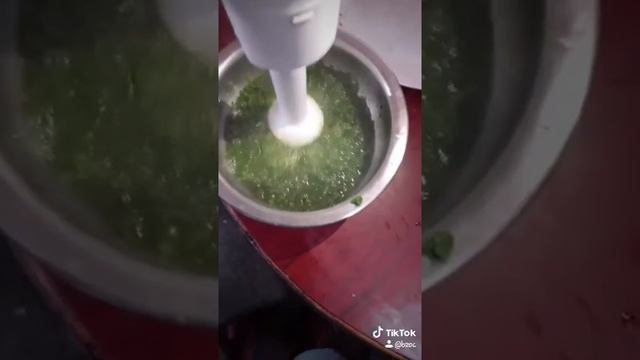 Fresh Spinach puree soup смотреть онлайн