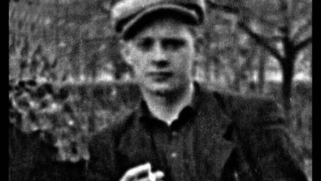 Юрий Визбор. «Сретенский двор». Клип Игоря Каримова смотреть онлайн