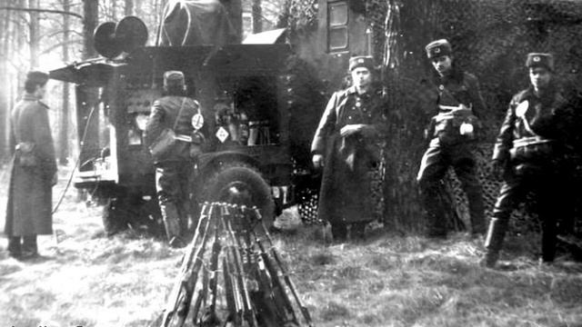 ДАВНО ЭТО БЫЛО, НО ПАМЯТЬ СНОВА И СНОВА ВОЗВРАЩАЕТ НАС В ТЕ ДАЛЁКИЕ ГОДЫ... смотреть онлайн