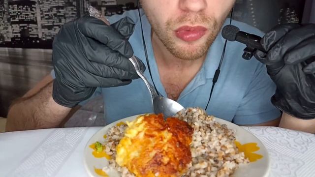 ASMR CAKE NAPOLEON BONAPART, FRIED CHICKEN, BUCKWHEAT PORRIDGE | MUKBANG | FOOD COMEDY VIDEO смотреть онлайн